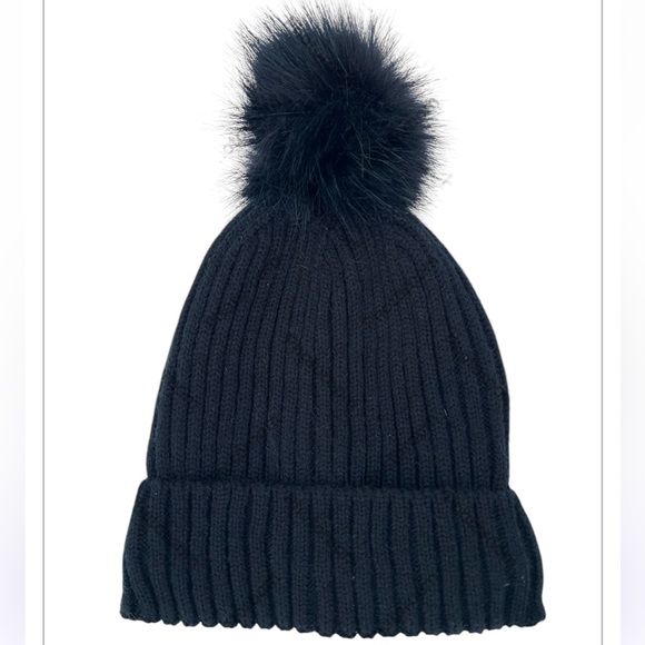 Steve Madden Accessories - STEVE MADDEN Women’s Beanie Knit Faux Fur Pom Black Hat